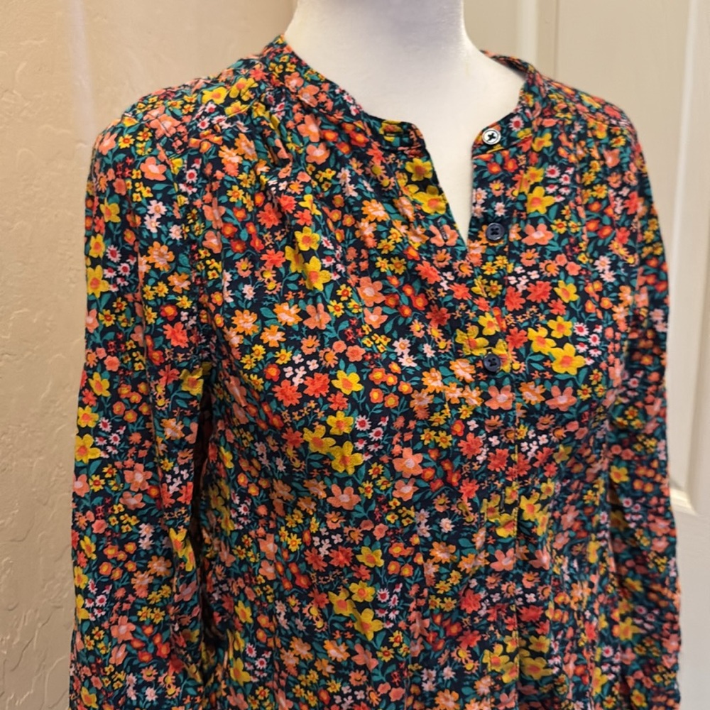 Floral blouse - Picture 2 of 6